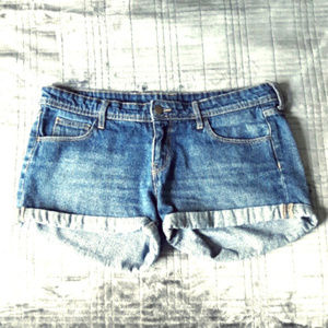 H&M denim shorts, sz 12, run small, best for 8/10